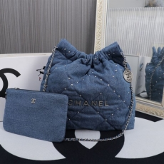 Chanel Shopping Bags